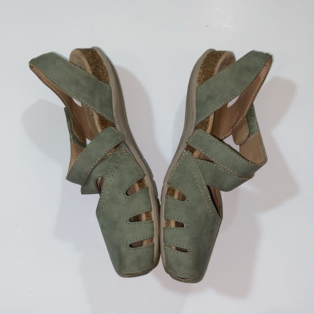 Earth Origins Sage Green Bosk Brenda Flats with Perforated Design Size 8W - Picture 5 of 16